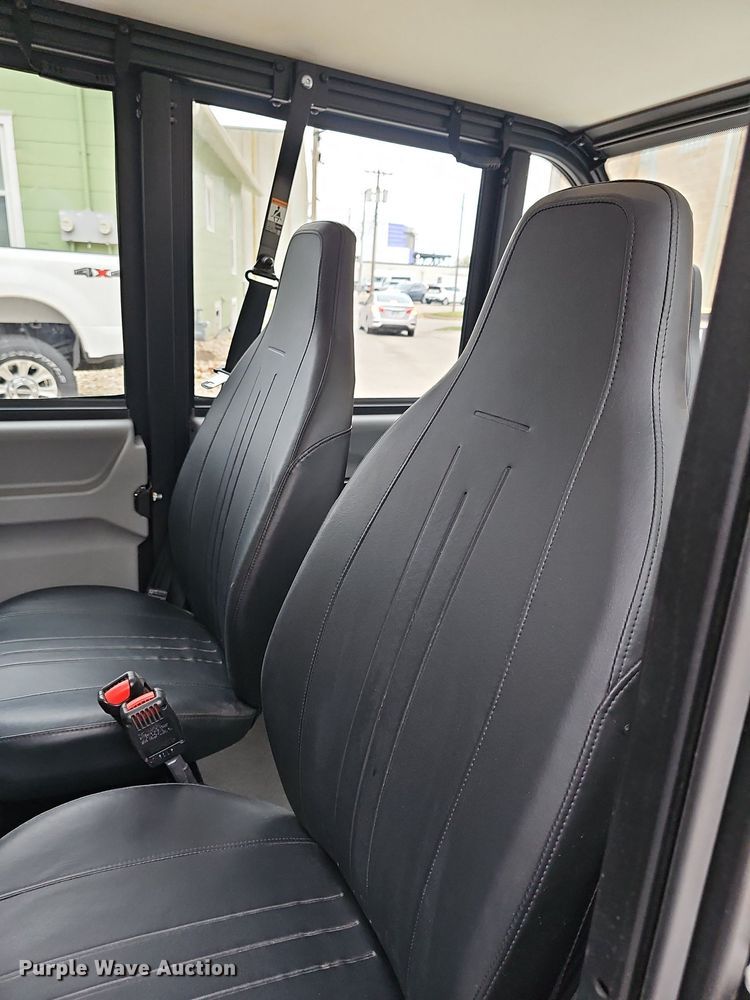 image for item OL9293 2018 Polaris Gem e6  utility vehicle