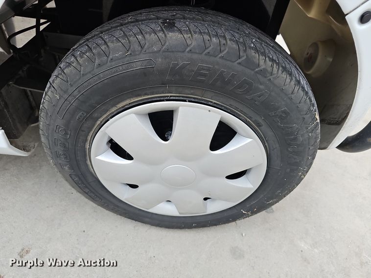 image for item OL9293 2018 Polaris Gem e6  utility vehicle