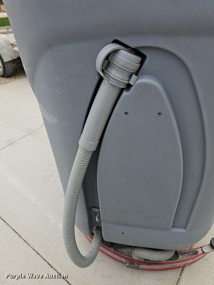 image for item OL9344 Advance Advenger 2810D  floor scrubber