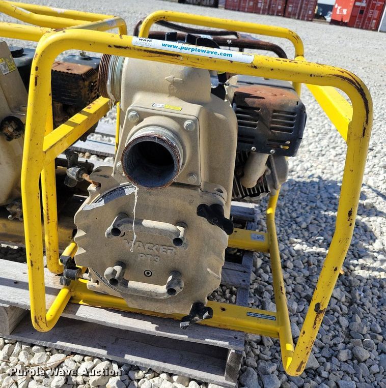 image for item ZA0379 (3) trash pumps