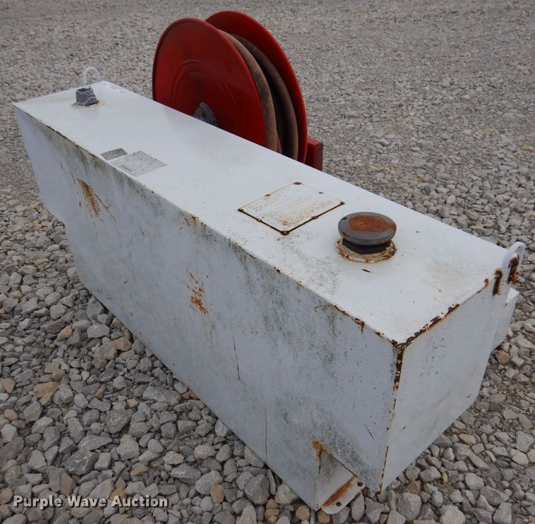 image for item ZA0380 (2) auxiliary fuel tanks