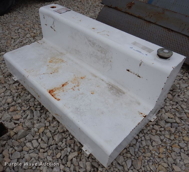image for item ZA0380 (2) auxiliary fuel tanks