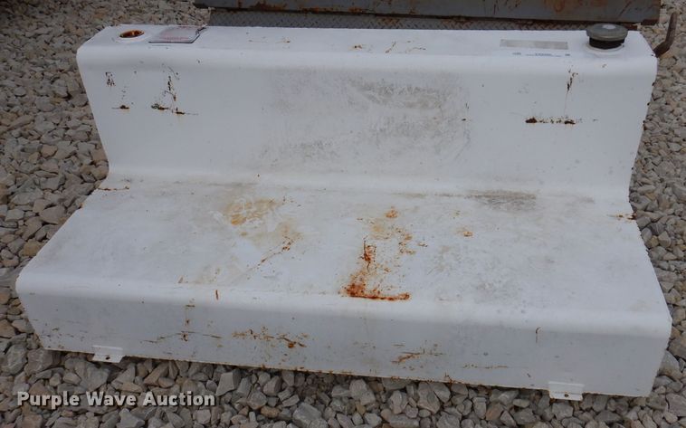 image for item ZA0380 (2) auxiliary fuel tanks