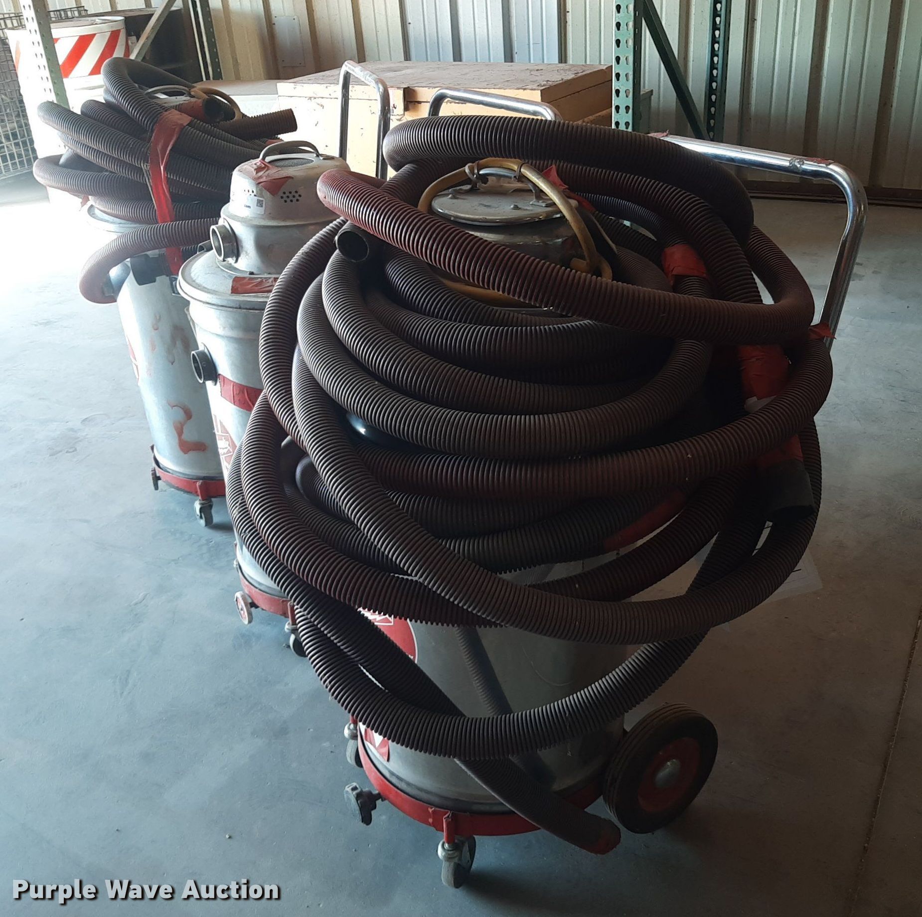 (3) Milwaukee shop vacuums in Burlington, KS Item OF9551 for sale