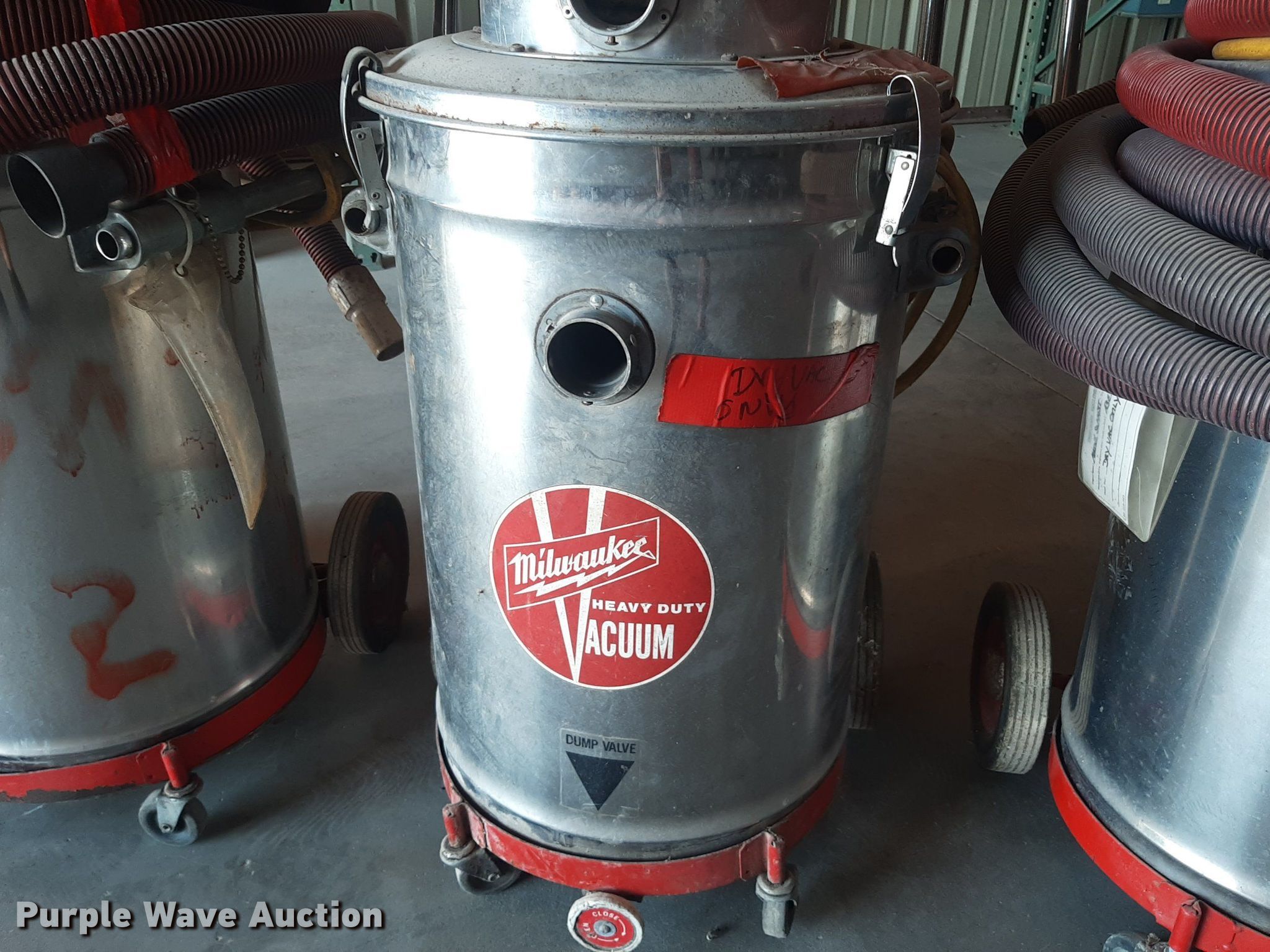 (3) Milwaukee shop vacuums in Burlington, KS Item OF9551 for sale