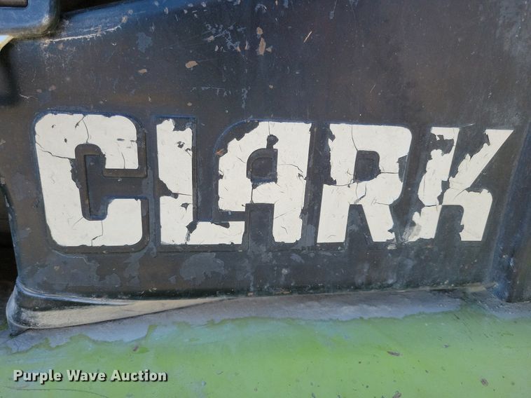 image for item DA7217 Clark CGP40  forklift