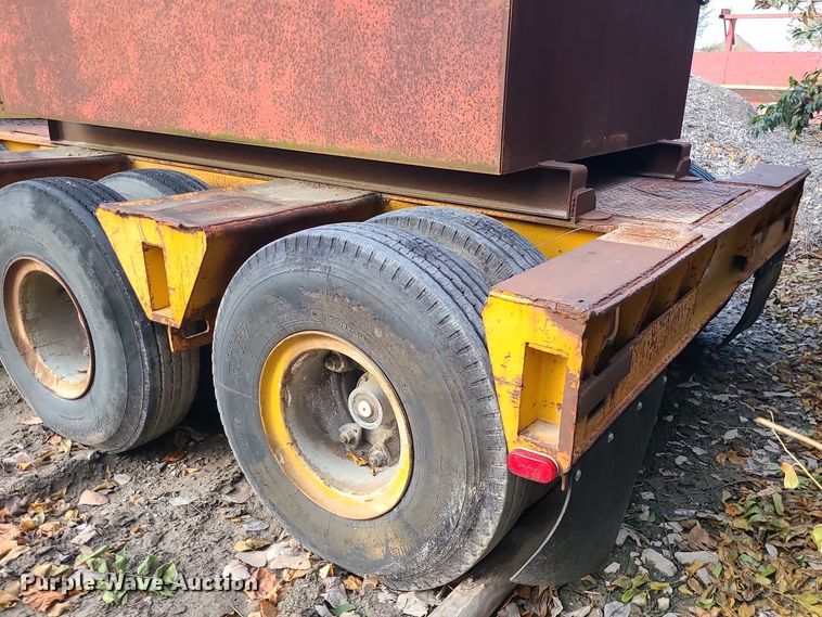 image for item DI3037 1978 Hyster IR50TL3-T1  flatbed trailer