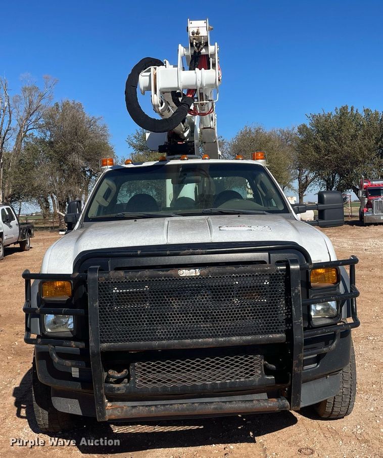 image for item DI3640 2008 Ford F550 Super Duty  bucket truck