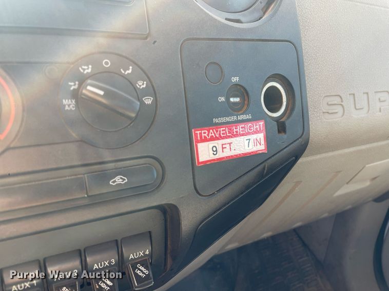 image for item DI3640 2008 Ford F550 Super Duty  bucket truck