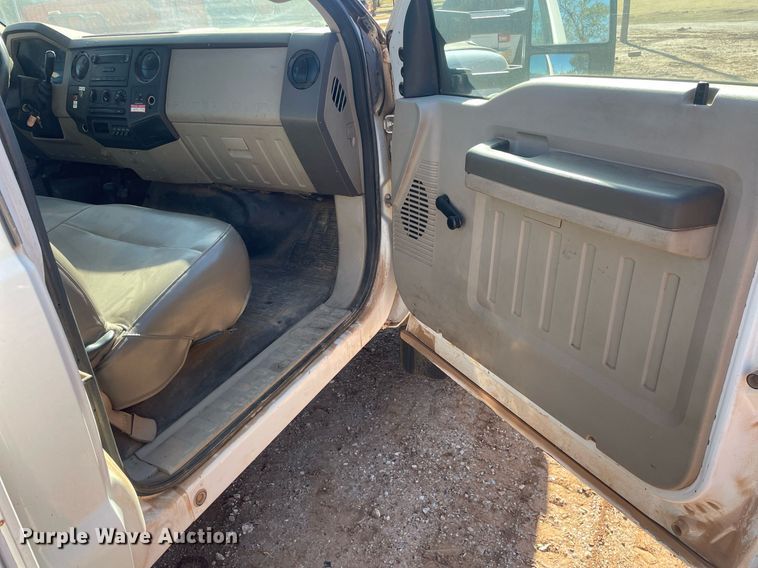 image for item DI3640 2008 Ford F550 Super Duty  bucket truck