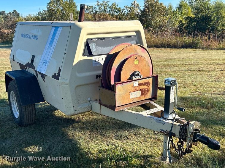 image for item DJ6357 1993 Ingersoll Rand P185CWJD  air compressor