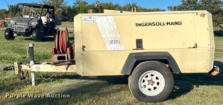image for item DJ6357 1993 Ingersoll Rand P185CWJD  air compressor