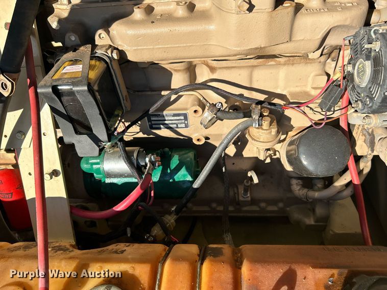 image for item DJ6357 1993 Ingersoll Rand P185CWJD  air compressor