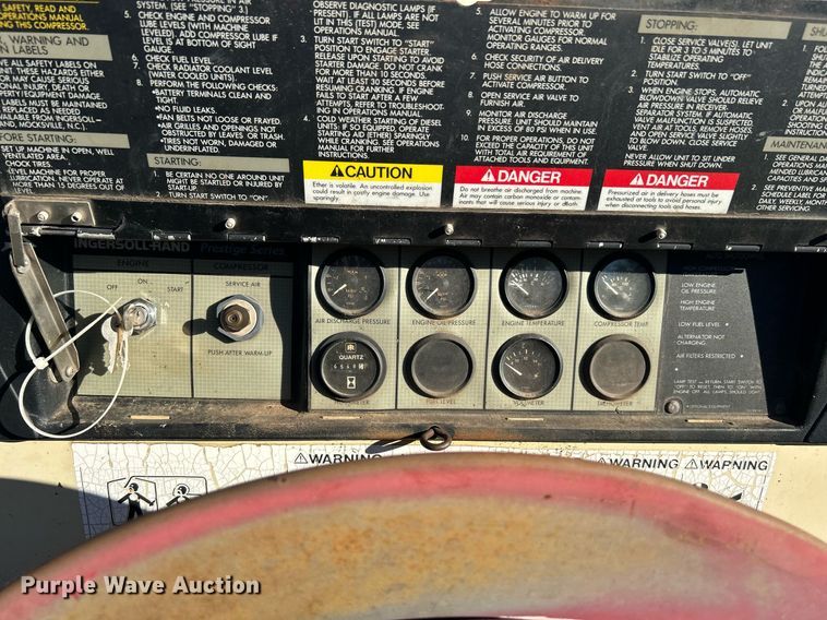 image for item DJ6357 1993 Ingersoll Rand P185CWJD  air compressor