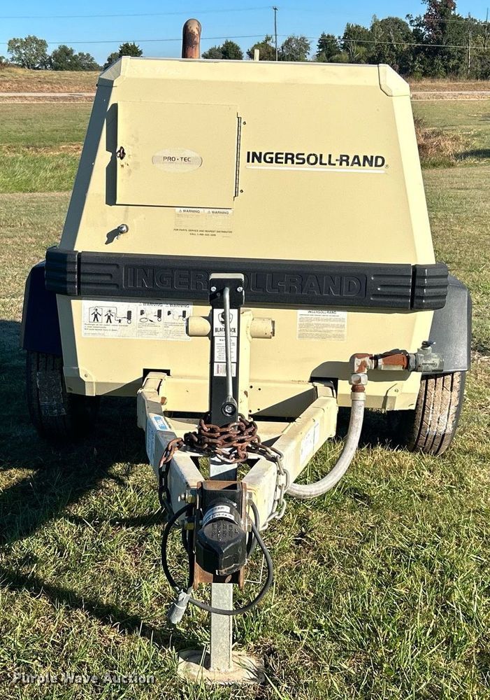 image for item DJ6358 1999 Ingersoll Rand P185WJD  air compressor