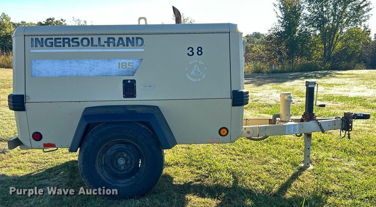 image for item DJ6358 1999 Ingersoll Rand P185WJD  air compressor