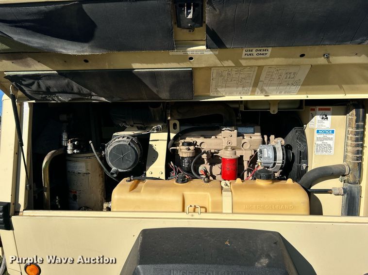 image for item DJ6358 1999 Ingersoll Rand P185WJD  air compressor