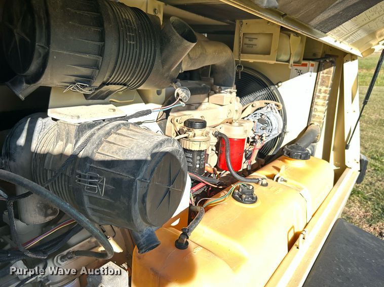 image for item DJ6358 1999 Ingersoll Rand P185WJD  air compressor