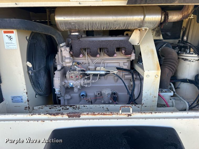 image for item DJ6358 1999 Ingersoll Rand P185WJD  air compressor