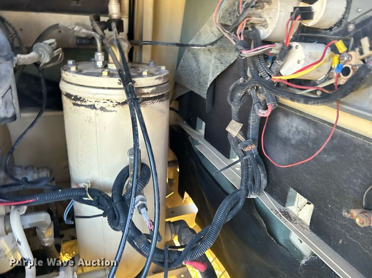 image for item DJ6358 1999 Ingersoll Rand P185WJD  air compressor