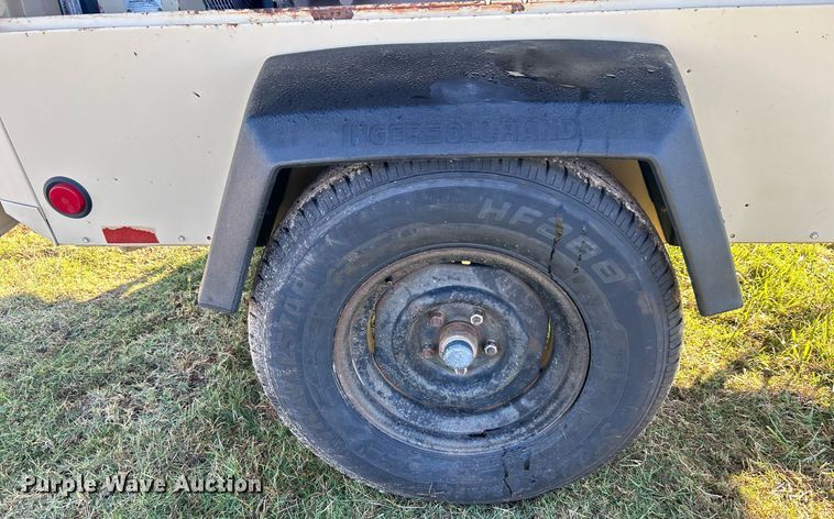 image for item DJ6358 1999 Ingersoll Rand P185WJD  air compressor