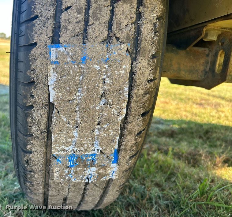 image for item DJ6358 1999 Ingersoll Rand P185WJD  air compressor