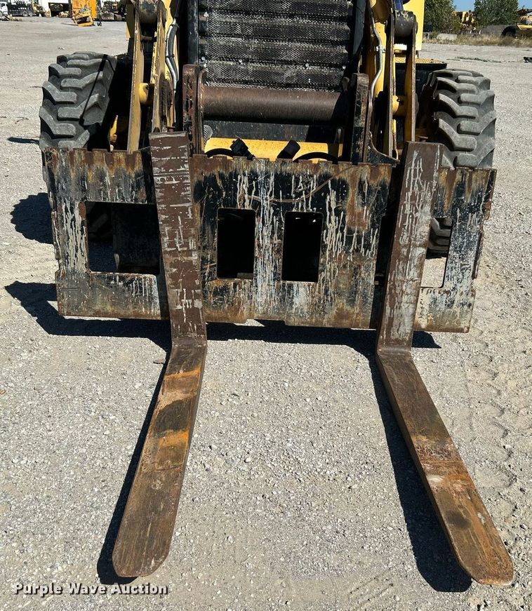 image for item DJ6369 2015 Caterpillar 420F2 IT  backhoe