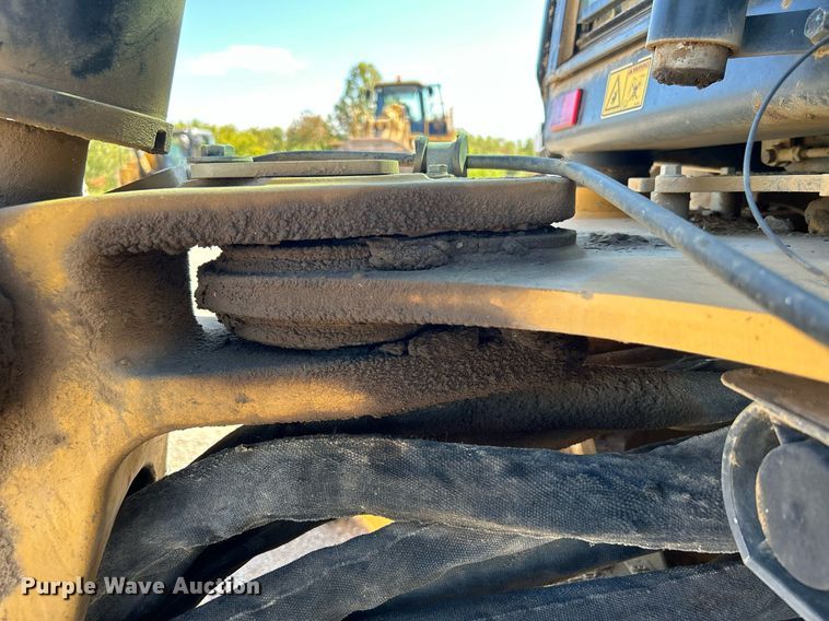 image for item DJ6369 2015 Caterpillar 420F2 IT  backhoe