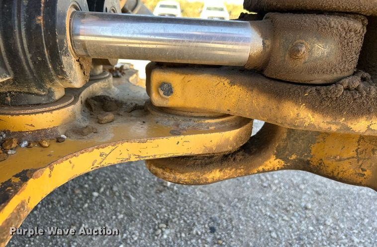 image for item DJ6369 2015 Caterpillar 420F2 IT  backhoe