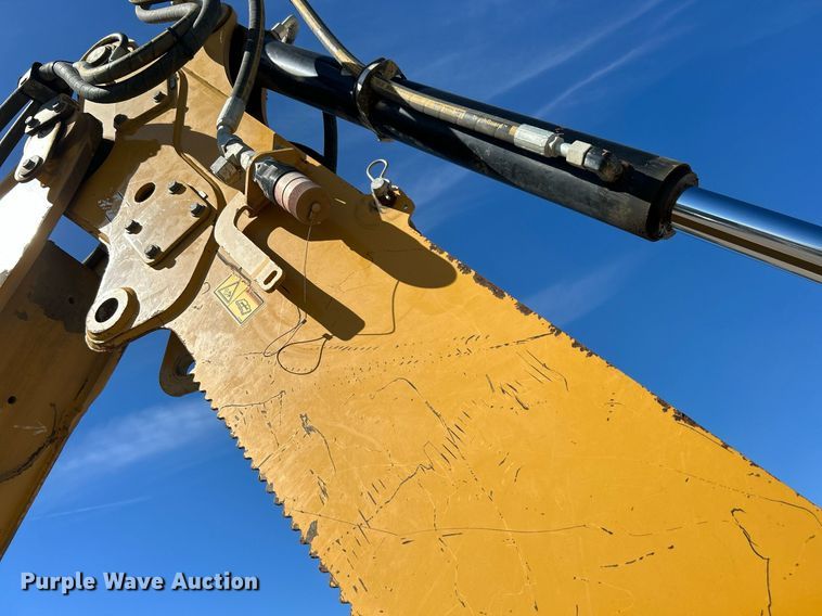 image for item DJ6369 2015 Caterpillar 420F2 IT  backhoe