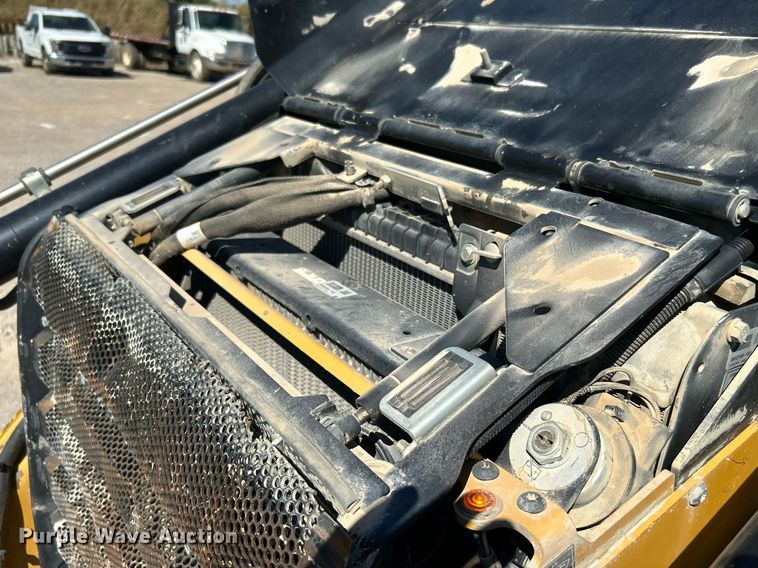 image for item DJ6369 2015 Caterpillar 420F2 IT  backhoe