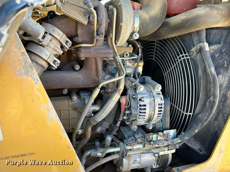 image for item DJ6369 2015 Caterpillar 420F2 IT  backhoe