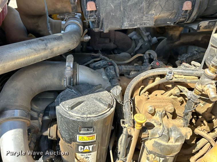 image for item DJ6369 2015 Caterpillar 420F2 IT  backhoe