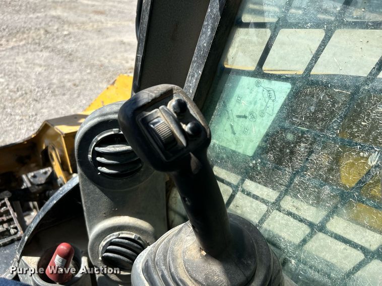 image for item DJ6370 2015 Caterpillar 289D  tracked skid steer loader