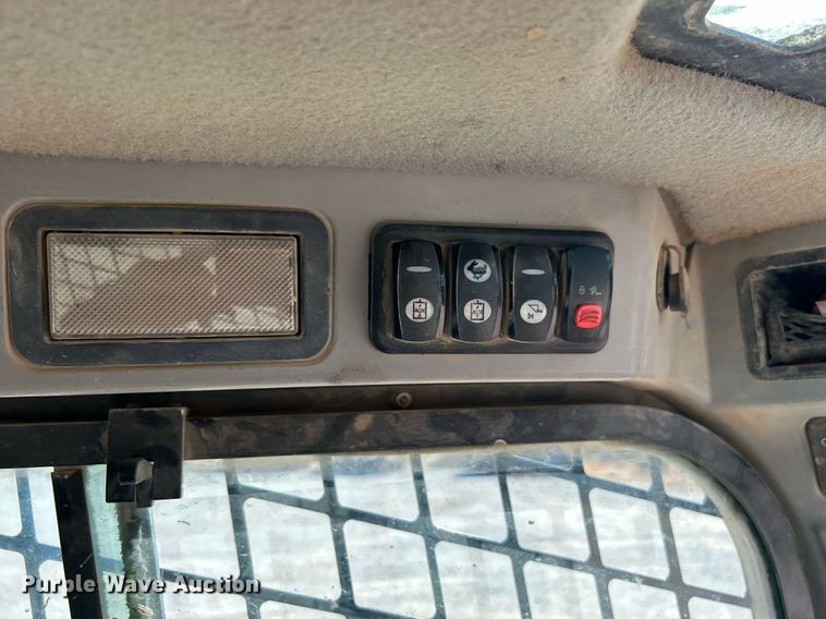 image for item DJ6370 2015 Caterpillar 289D  tracked skid steer loader