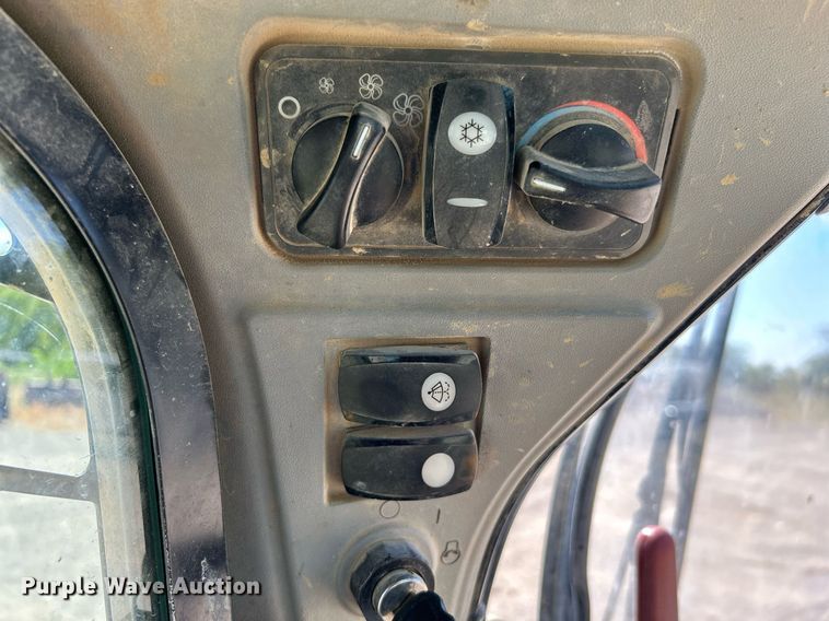 image for item DJ6370 2015 Caterpillar 289D  tracked skid steer loader