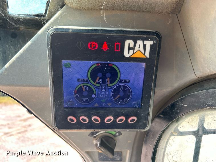 image for item DJ6370 2015 Caterpillar 289D  tracked skid steer loader