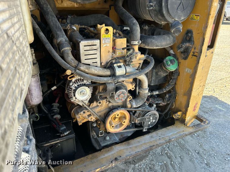 image for item DJ6370 2015 Caterpillar 289D  tracked skid steer loader