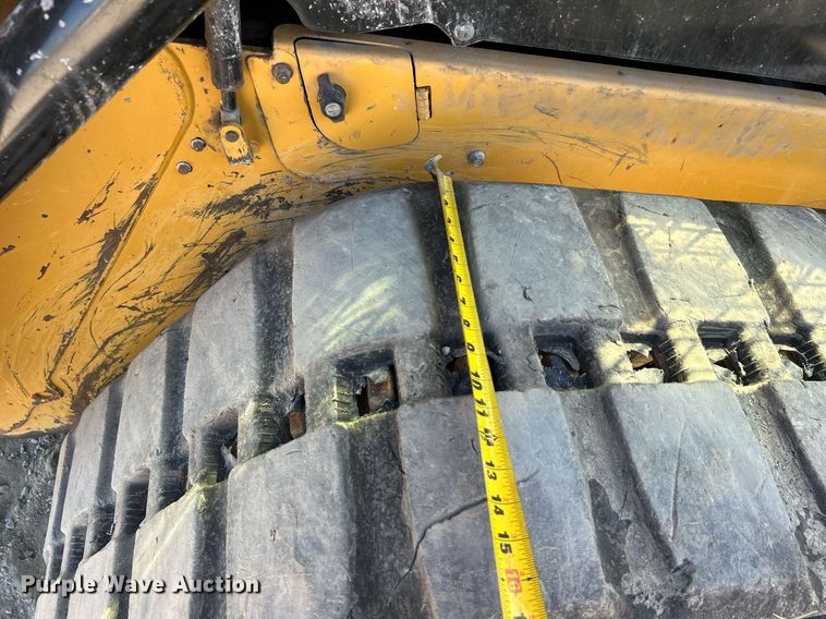 image for item DJ6370 2015 Caterpillar 289D  tracked skid steer loader