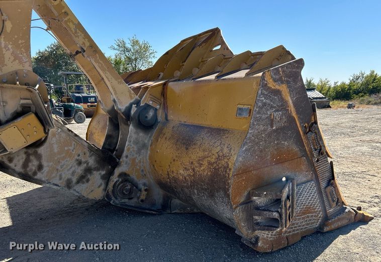 image for item DJ6372 2013 Caterpillar 988H  wheel loader