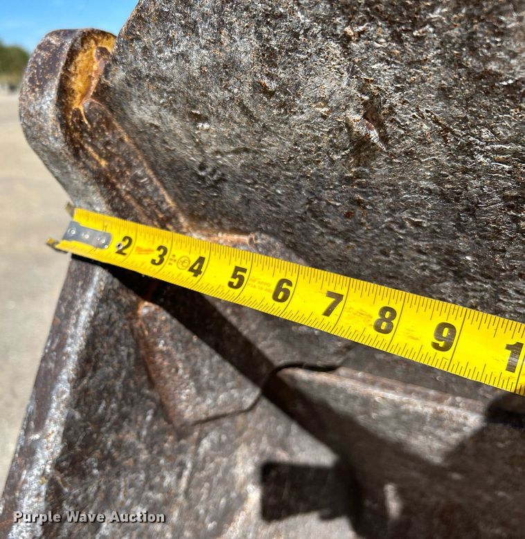 image for item DJ6372 2013 Caterpillar 988H  wheel loader