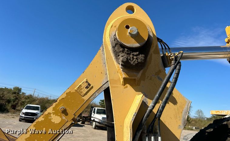 image for item DJ6372 2013 Caterpillar 988H  wheel loader