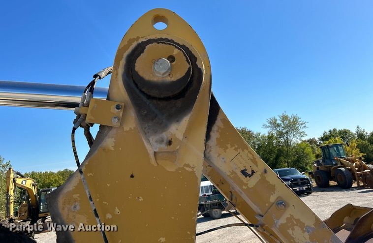 image for item DJ6372 2013 Caterpillar 988H  wheel loader