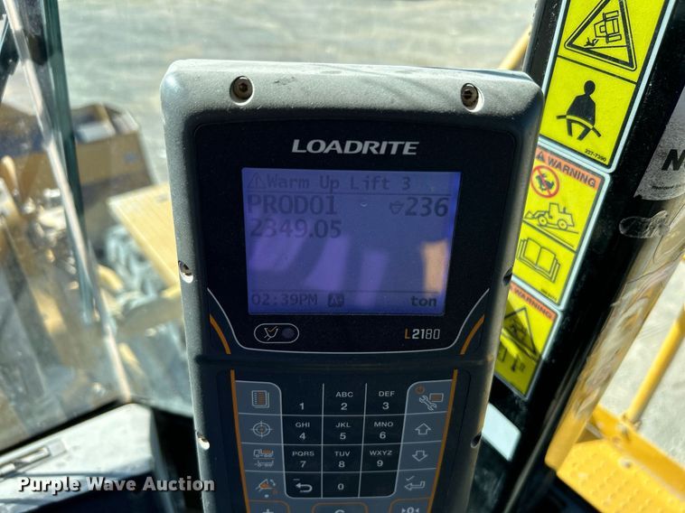 image for item DJ6372 2013 Caterpillar 988H  wheel loader