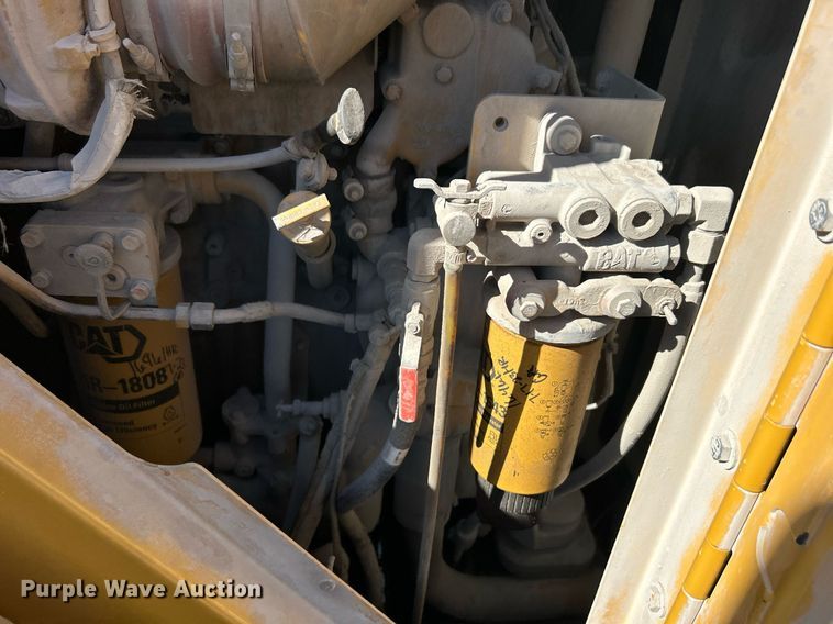 image for item DJ6372 2013 Caterpillar 988H  wheel loader