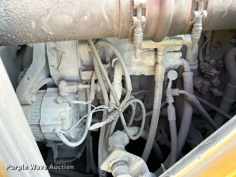 image for item DJ6372 2013 Caterpillar 988H  wheel loader