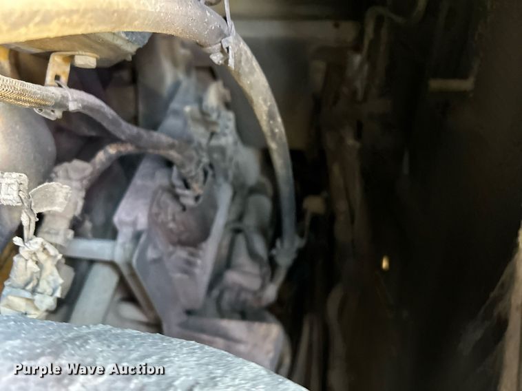 image for item DJ6372 2013 Caterpillar 988H  wheel loader