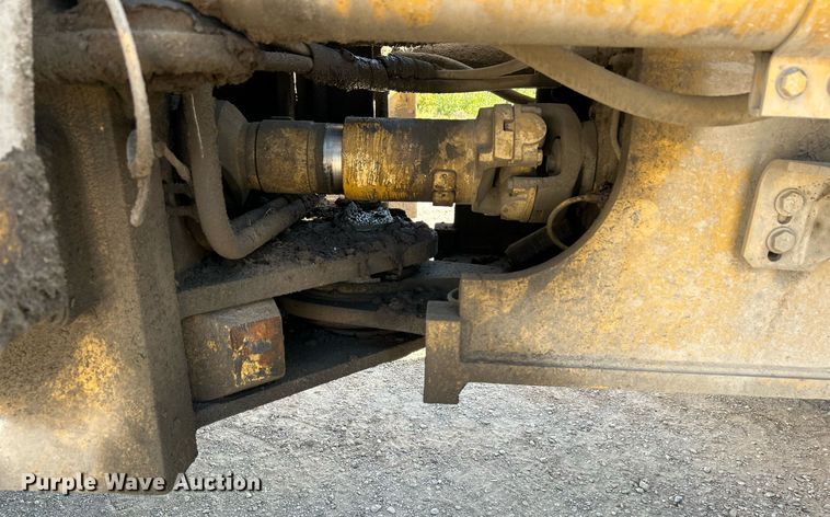 image for item DJ6372 2013 Caterpillar 988H  wheel loader