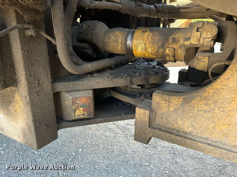 image for item DJ6372 2013 Caterpillar 988H  wheel loader