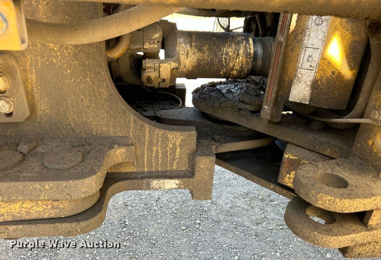 image for item DJ6372 2013 Caterpillar 988H  wheel loader